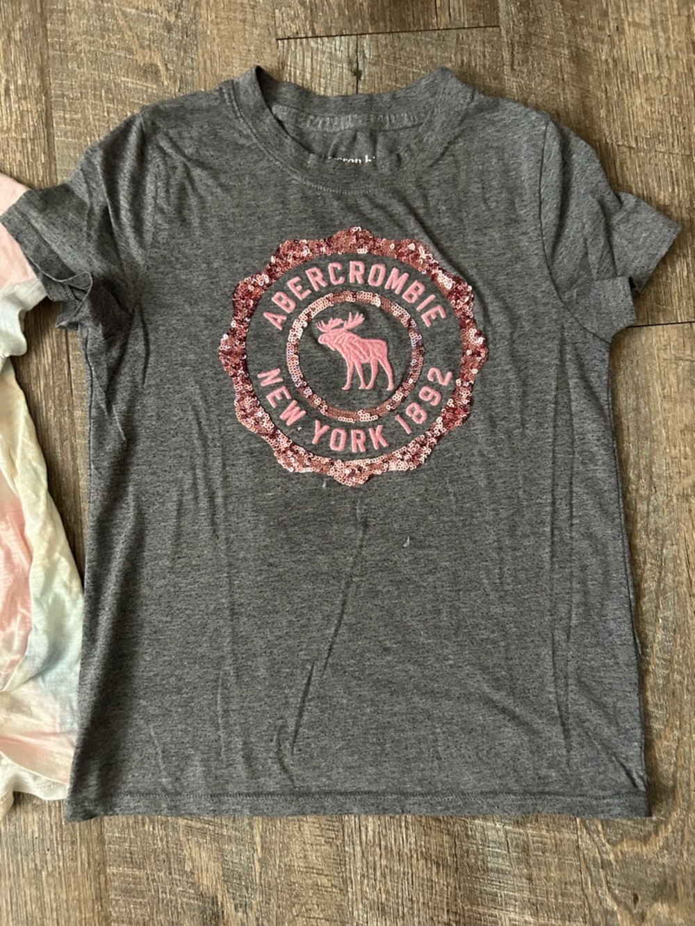 Abercrombie Kids Girls T-Shirts - Picture 6 of 6